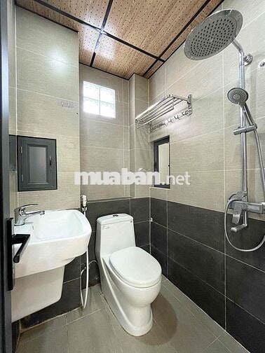 Phòng Thoáng Mát, Thang Máy Ngay Lottemart Q7