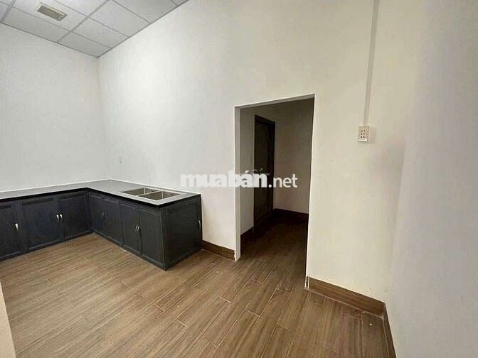 Cho thuê mặt bằng kd trệt lầu 2pn 2wc gần vòng xoay Hiệp Thành 3