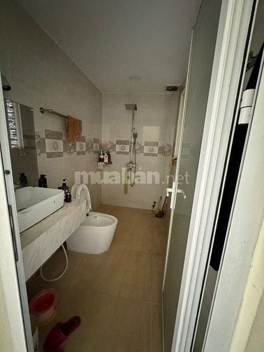 Bán nhà HXH Phạm Văn Đồng, P.13, Bình Thạnh: 4 x 17,5m, giá 13,5 tỷ