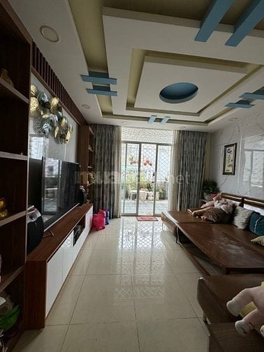 Bán nhà HXH Phạm Văn Đồng, P.13, Bình Thạnh: 4 x 17,5m, giá 13,5 tỷ