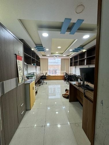 Bán nhà HXH Phạm Văn Đồng, P.13, Bình Thạnh: 4 x 17,5m, giá 13,5 tỷ