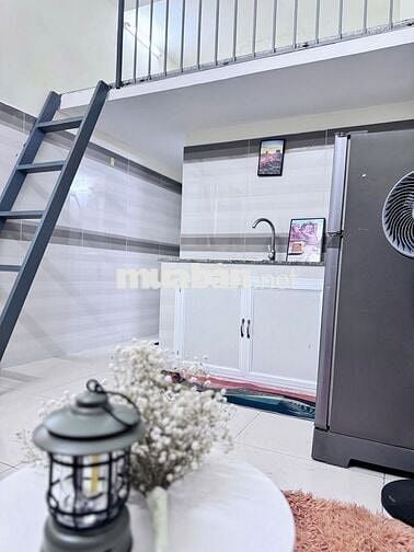 🔴Phòng duplex giá sinh viên ngay công viên Làng Hoa