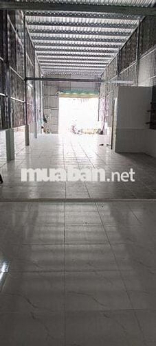 Nhà Xưởng 5x25 trống suốt Có điện 3pha