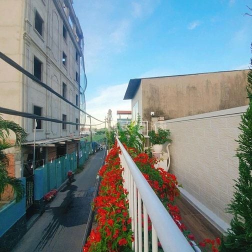 CHUYỂN NHƯỢNG NHÀ ĐẸP - Khu Vực Dân Trí Cao, Thoáng và Không Ngập