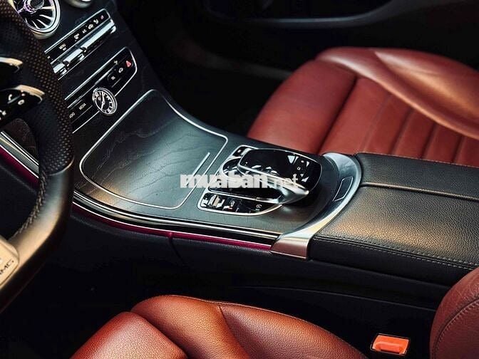 Mercedes Benz C Class 2015 C300 AMG - 84000 km