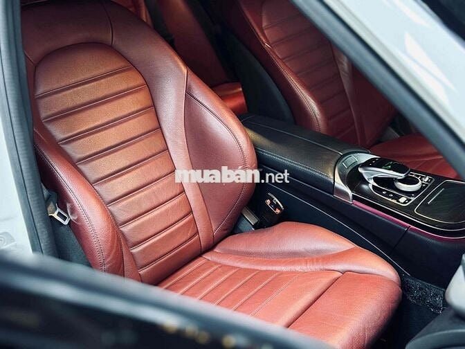 Mercedes Benz C Class 2015 C300 AMG - 84000 km