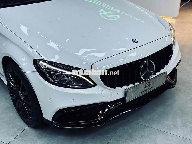 Mercedes Benz C Class 2015 C300 AMG - 84000 km