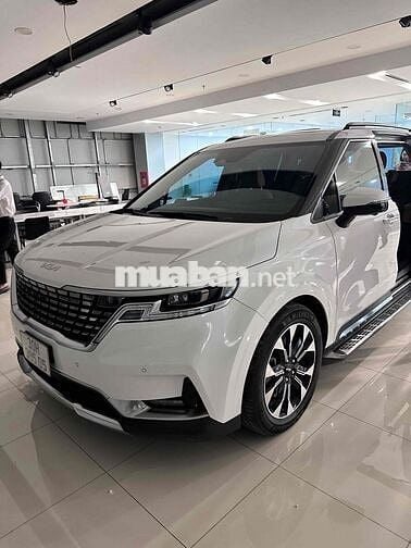 Kia Carnival 2021 Signature 3.5G - 48098 km