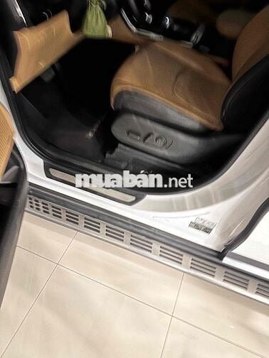 Kia Carnival 2021 Signature 3.5G - 48098 km