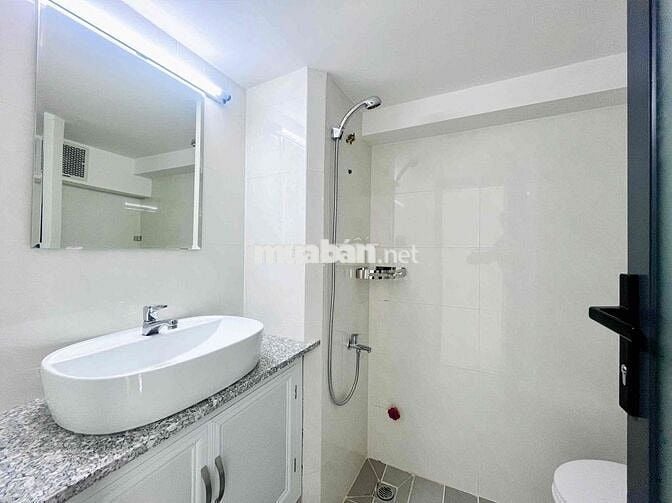 ✨✨Cho Thuê Phòng Có Gác Bancol/Cửa Sổ Thoáng Mới ngay Hương Lộ 2- QL1A