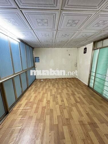 BÁN NHÀ HẺM 10M BÙI TƯ TOÀN GẦN MT KINH DƯƠNG VƯƠNG