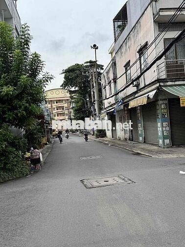 bán gấp nhà mặt tiền đường nhựa 10m. trung mỹ tây giáo sứ bạch đằng