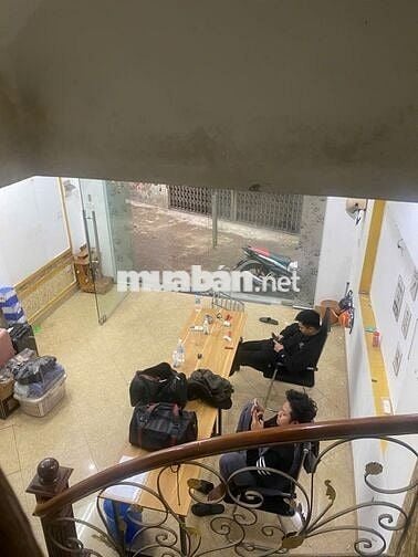 Cần cho thuê nhà 5 tầng vừa ở vừa kinh doanh ở ngõ 467 Lĩnh Nam 30m2x5