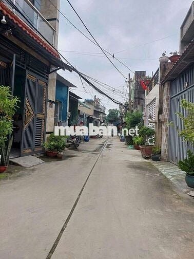 Nhà thuê 4×14 Lầu suốt 2pn. Đường vĩnh lộc B Gần chợ ấp 5 vĩnh lộc bc