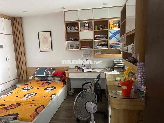 Bán căn chung cư  cao cấp Việt Hưng 100m x3 ngủ  nội thất đẹp 8,7tỷ