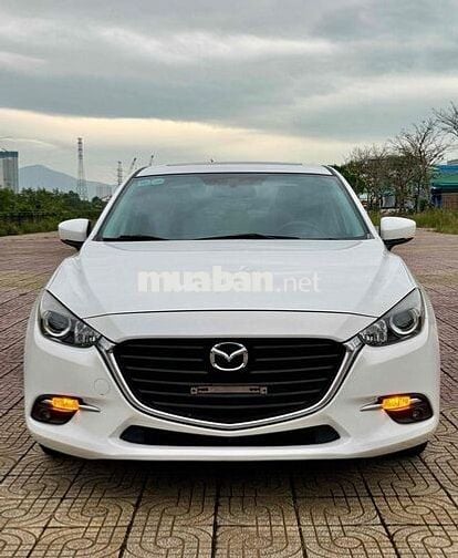 Mazda 3 2019 1.5L Luxury - 22000 km