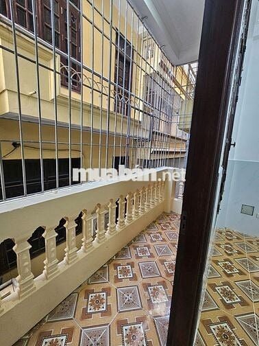 Cho thuê NHÀ – 15tr , 5pn, 3 wc .  Ngõ 165 Định Công, Hoàng Mai