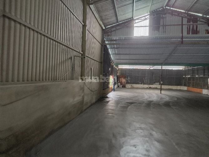 Cho thuê kho xưởng 350m2 khu CNghiệp Lê Minh Xuân 3, Huyện Bình Chánh