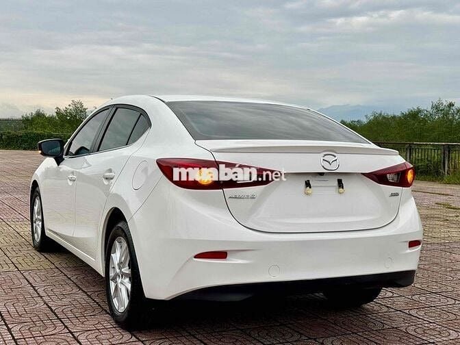 Mazda 3 2019 1.5L Luxury - 22000 km