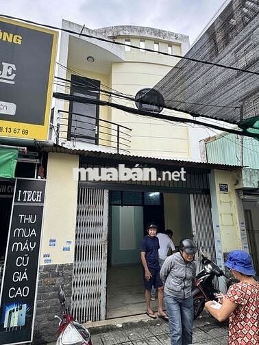 bán gấp nhà mặt tiền đường nhựa 10m. trung mỹ tây giáo sứ bạch đằng