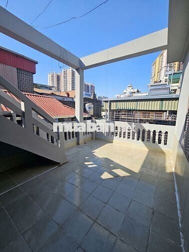 Cho thuê NHÀ – 15tr , 5pn, 3 wc .  Ngõ 165 Định Công, Hoàng Mai