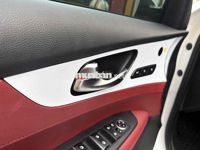 Siêu Lướt Kia K3 2024 Premium 1.6 AT - 16000 km