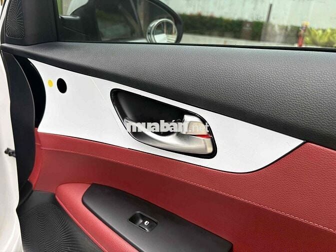 Siêu Lướt Kia K3 2024 Premium 1.6 AT - 16000 km