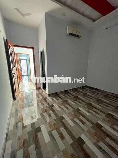 NHÀ SÁT CHỢ.KHU DÂN CƯ ĐÔNG ĐÚC. KHU VỰC AN NINH.NHIỀU TIỆN ÍCH.