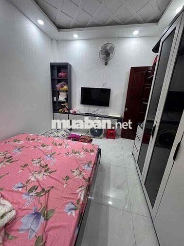 NHÀ HẺM 8M LÊ VĂN QUỚI- NHÀ 3 TẤM KIÊN CỐ