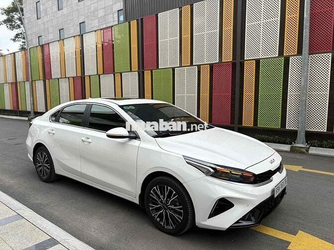 Siêu Lướt Kia K3 2024 Premium 1.6 AT - 16000 km