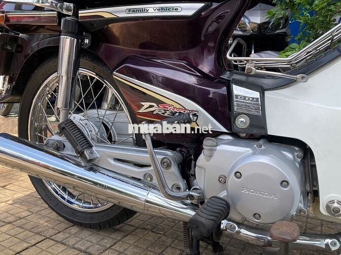 Honda / Super Dream 2013