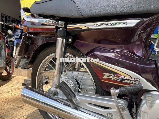 Honda / Super Dream 2013