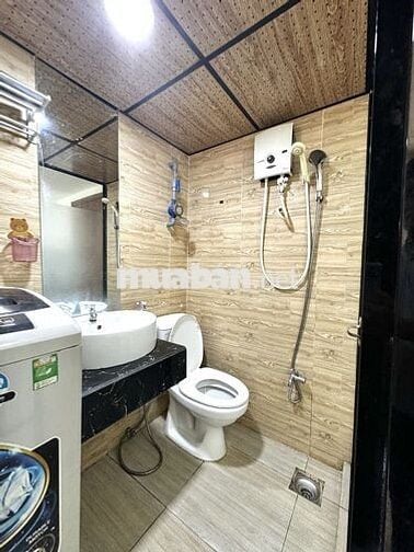 Ngay Trần Phú gần ĐH Sư Phạm, ĐH Kinh Tế, ĐH Y Dược Phòng 25m2