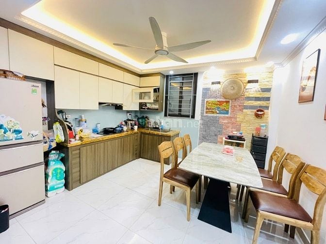 Bán nhà Ba Đình 50m2, vỉa hè 2 bên, ô tô qua, ngõ thông kinh doanh