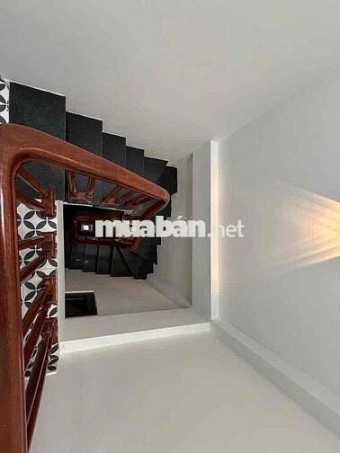 Bán nhà Thanh Xuân, hơn 9tỷ ngõ ô tô, 5 tầng thang máy