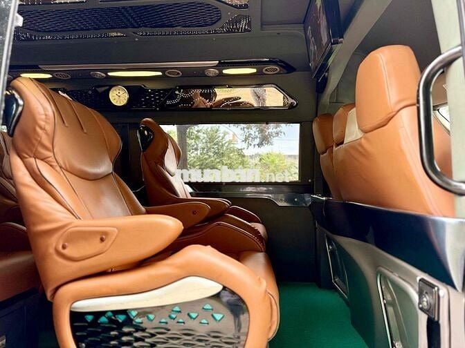 Ford Transit 2018 limousine- 85000 km 9 chỗ
