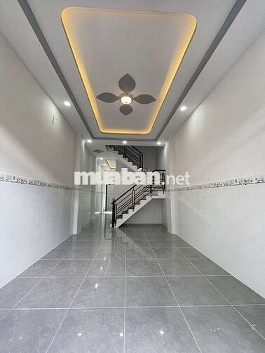 NHÀ ĐẸP Ở LIỀN ĐÚC 2 LẦU 3.6X17.5 ĐƯỜNG ÂU CƠ. P. PHÚ TRUNG. Q.TÂN PHÚ