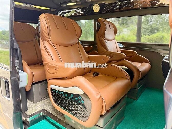 Ford Transit 2018 limousine- 85000 km 9 chỗ