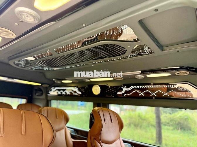 Ford Transit 2018 limousine- 85000 km 9 chỗ