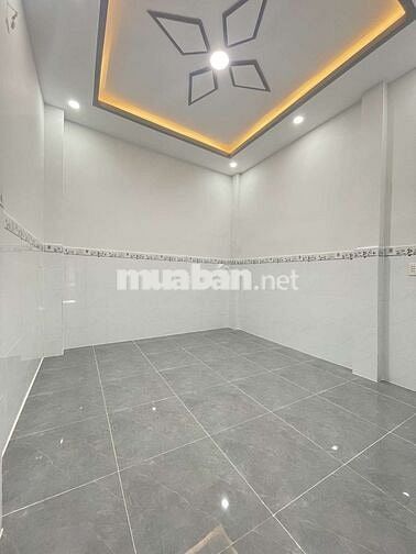 NHÀ ĐẸP Ở LIỀN ĐÚC 2 LẦU 3.6X17.5 ĐƯỜNG ÂU CƠ. P. PHÚ TRUNG. Q.TÂN PHÚ