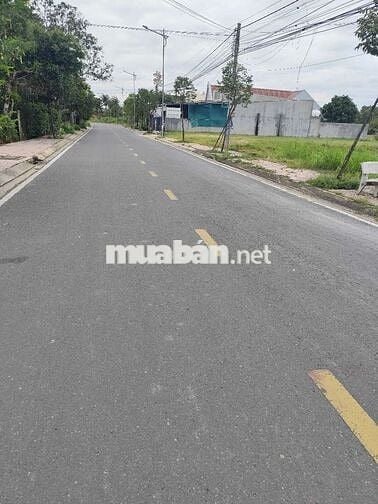 Đất Thị trấn Đức Hoà 5x17 85m2 Giá 900triệu/SHR