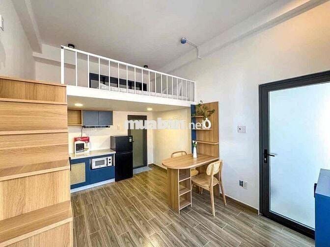 NGAY VINGF XOAY DÂN CHỦ - Full nội thất - thang máy