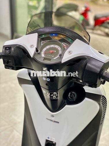 SH150i nhập Ý sm106 dk 2011 CHÍNH CHỦ BAO RA TÊN