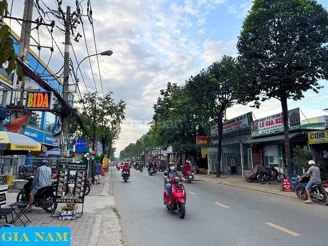 BÁN NHÀ MẶT TIỀN : 1700 TỈNH LỘ 10 - P. TÂN TẠO - Q. BÌNH TÂN - TPHCM