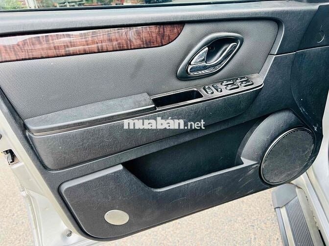 Ford Escape 2009. Tự Động 2 Cầu. Máy 2.3L