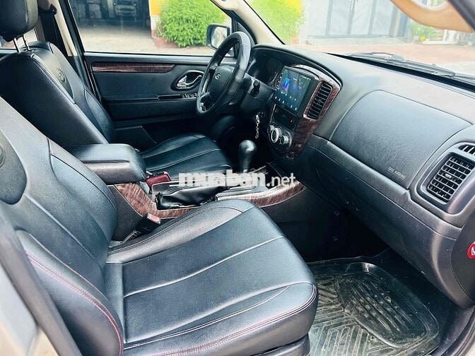 Ford Escape 2009. Tự Động 2 Cầu. Máy 2.3L