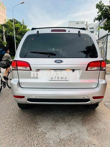Ford Escape 2009. Tự Động 2 Cầu. Máy 2.3L