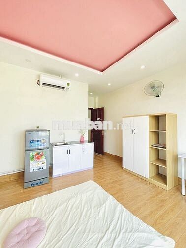 CHDV BAN CÔNG FULL NỘI THẤT SIÊU RỘNG