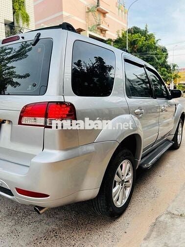 Ford Escape 2009. Tự Động 2 Cầu. Máy 2.3L