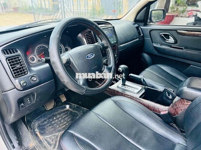 Ford Escape 2009. Tự Động 2 Cầu. Máy 2.3L